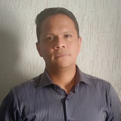 LugoFranklin's profile picture. Junior UI #Designer🖌️ Venezolano de Nacimiento, #Geek por convicción