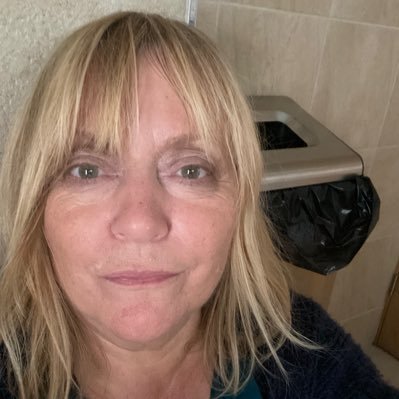 CherylKerkin's profile picture. artist atheist feminist 3rd gen. socialist, living on a houseboat in Brighton. Liberal, angry northerner, recovering woke. Natal, not ‘cis’. Always right 😎