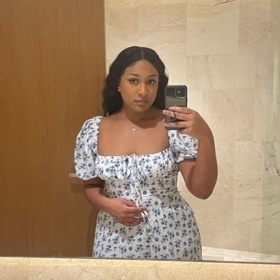 SunchiiChenn's profile picture. I followed bc I think you’re pretty |🇯🇲🇧🇩| 🌈