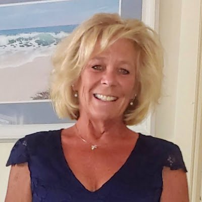 SusanMTalley's profile picture. 💓 Jesus 🇺🇲,laughter, Elvis, 🎼 🦅🎬⛱️🎤♟️& cornhole...😉 I AM ♒🌟 NO DMS