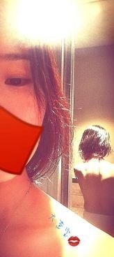 DaYingBao_'s profile picture. 本少女💋165cm👠/51kg👙 🔞
佛系更新日常，记录我和大爷的故事✍
不在放荡的年纪端庄的活着，做想做的事😍
身体白天交给世俗，晚上交给灵魂🌹
诚心结识单女，重点有女女想法，想磨豆腐🤟