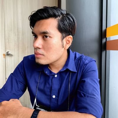 The Gentleman in Royal Blue Suit
Financial Advisor of No 1 Investment Bank in Malaysia
Advisor for Individual or Corporate Investment and Protection