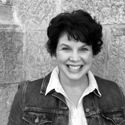 Post-secondary Director of Advancement & External Affairs. Lover of #CanLit. She/Her