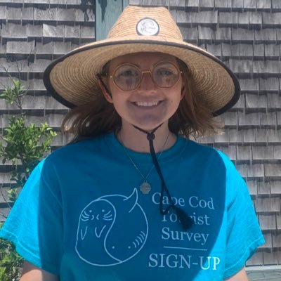 Social Scientist @geographyUNC 🐟 👥  MS @envschool 🦭 #HumanDimensions of Rebounding Seal and White Shark Populations on Cape Cod, MA 🦈 alumn @umasseco