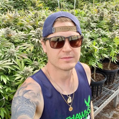 Grower, cannabis enthusiast.  click the link on my bio to join my telegram channel