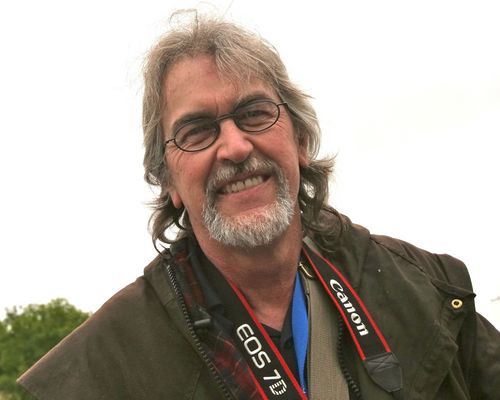 davepfoto's profile picture. I am nearly 60. Love Photography and music.
 Love Jesus
Am a husband, father and grandfather.
