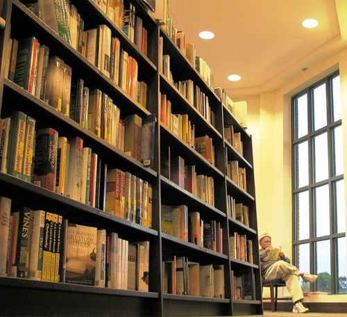 book_finder's profile picture. 