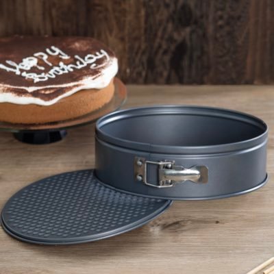 Happy Life Limited is a Professional Company at Non-Stick Bakeware. Our main products are Bakeware,Cake Pan,Pizza Pan,Muffin Pan etc. Contact:+8613282997319