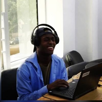 sessihounnou's profile picture. passioner d'electronique et d'internet