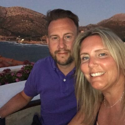 FellowesJess's profile picture. Mother, Headteacher and wife......insane