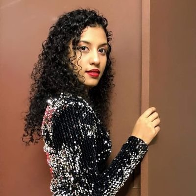 Sagittarius ♐
Lucknow | Mumbai
Born with natural curls!