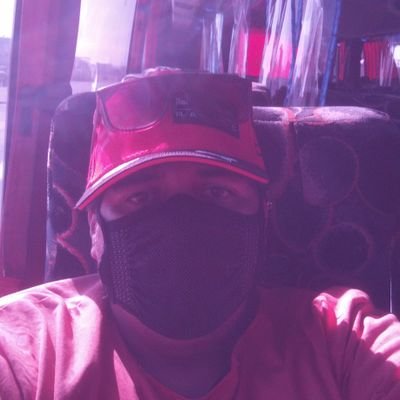 EdgardoBriceo7's profile picture. un raton de biblioteca