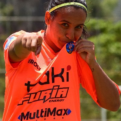 Cada día empieza un partido en tu vida con el marcador empatado. De ti depende ganar ese encuentro!.. Never give up...
Solo fútbol para toda la vida. 💪⚽❤