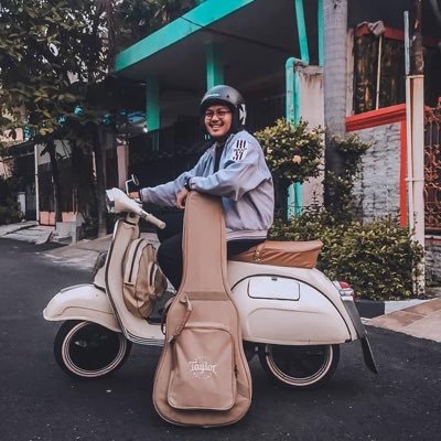 permanasophan's profile picture. art of caricature | song's writer | cover song's | the fans of @acmilan | @milanistiOrId