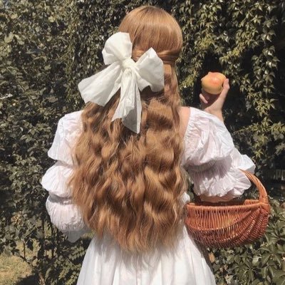 randommotiv's profile picture. 