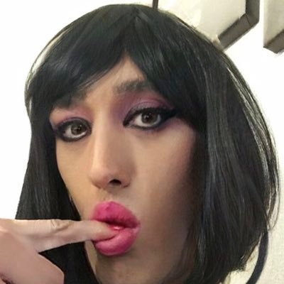 Actrice X / PORNSTAR travestie je suis la plus grosse salope de France le garage à bites vivant du 06