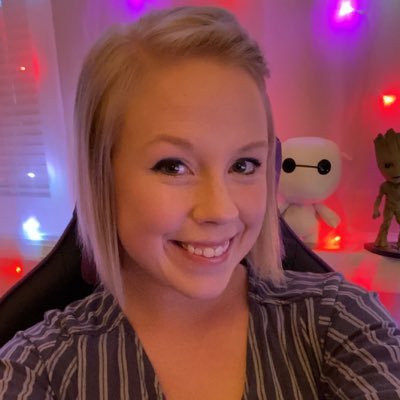Mom of 2 and a small Twitch streamer with amazing loyal viewers, if you don't laugh there’s a problem. Positive game play & silly commentary. Insta: kmaezing10