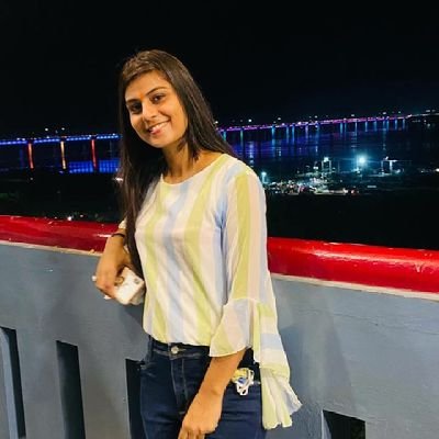 GoldenDwivedi2's profile picture. Explore ♥️