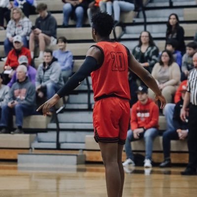 #stretcharmstrong #bigticket NWHS🏀 insta:@butterballin11 Snap: briston_11 Hudl: https://t.co/D6jY27lPJb