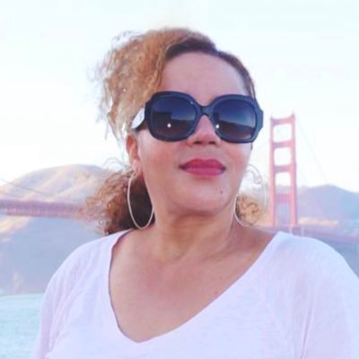 Skokaa's profile picture. Mother, start-up enthusiast with an interest in social media marketing. Lifestyle design lover, nomad.