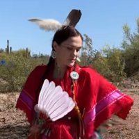 Singing Arrow Woman (@peridotleostar) 's Twitter Profile