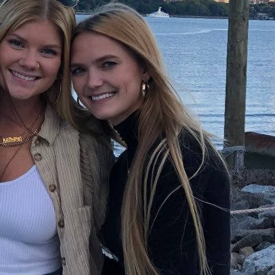 cressidaadler's profile picture. 