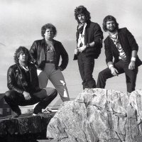Nor'easter (@noreasterrocks) 's Twitter Profile