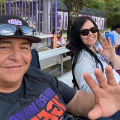 24Mejia24's profile picture. Love is large and incredibly patient • Love never gives up • Love never stops loving 💕