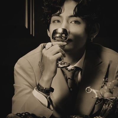 rxos_rxn's profile picture. โรสริน (n.)