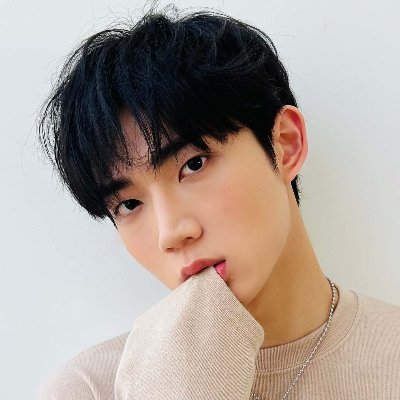le_sooperdooper's profile picture. 