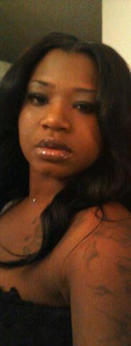 handbagsandboss's profile picture. all you need to know is I rock... I smile all day ..... It keeps them wondering.... love my haters