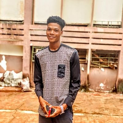 tech enthusiast /😀 programmer / front end
😉