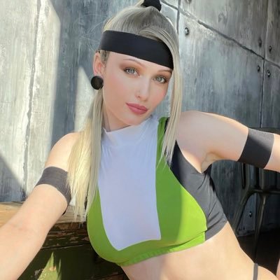 Cosplayer, model, gymrat ✨https://t.co/RPQBa28clR✨