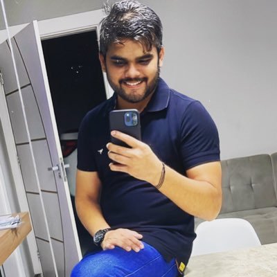 Giovane25512039's profile picture. 