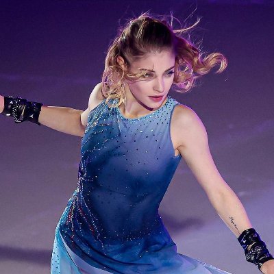 pictures, videos, and updates on our champion, Aliona Kostornaia 💜 and her husband and pairs partner, Georgy Kunitsa