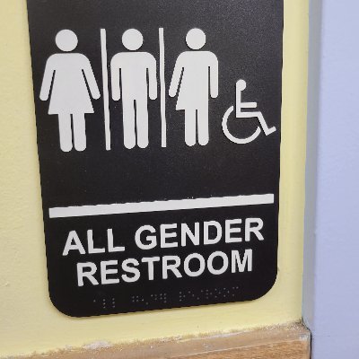 YJoesohorny's profile picture. chilling love content