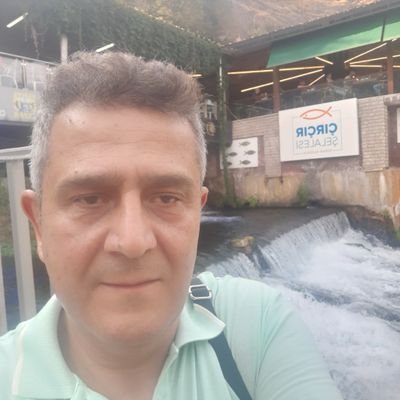 esfa76180110's profile picture. 