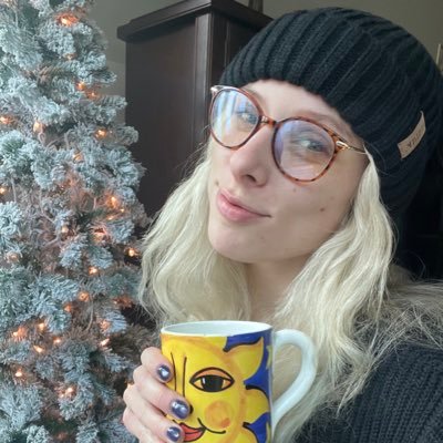 I lead media relations for @Aptos_Retail & @Revionics. Expressed opinions are my own. Cat mama. Mochi enthusiast. #BlackLivesMatter #LoveIsLove🏳️🌈