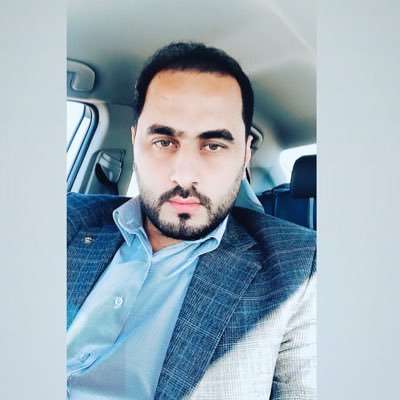 في قلبي نبضات تشتاقگ بـ گل وقت ، ولعيني أمنيآت أولها سعادتگ ، ولروحي لهفه شوق تريد أن تحضنگ