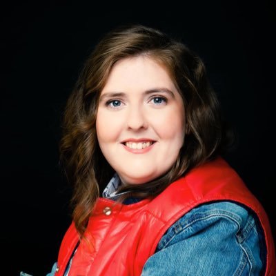 Hi! I dream to be an actress/singer! Please check out my website where you can download my CV!
https://t.co/IPhHiLP80m