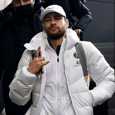 AhambaBethel's profile picture. Don't think u Know me u only know the part I choose to show u