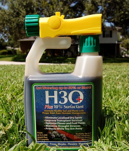 The simple mechanism of H3O makes more water available to the plant, protecting turf from the harmful effects of drought stress, including winter desiccation.