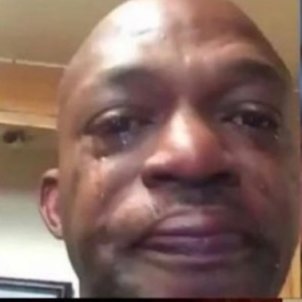 EurveT's profile picture. Find him at https://t.co/f4Qb3oPY4r BOI WHAT YOU DOIN GO FOLLOW @ecurvetv