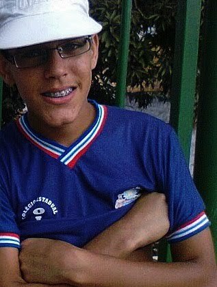 msn :willcastro_95@hotmail.com & willcastro_01@live.com