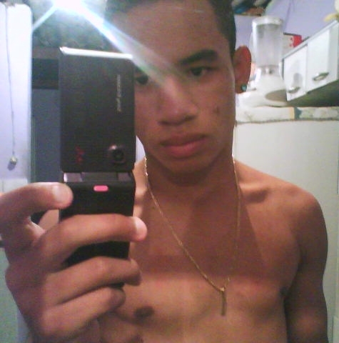 quer conheçer melhor , intão adc no orkut