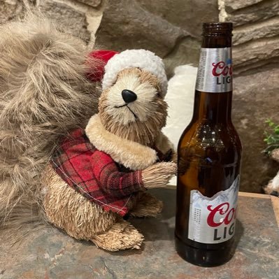 catbusa's profile picture. https://t.co/ao309Bexa9