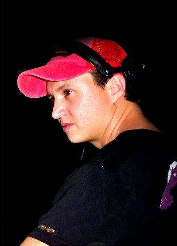 Sergio Flórez aka Mottouch  was born in Medellin - Colombia. He began his career as professional dj in 2001, standing out as one of the best of its kind Techno