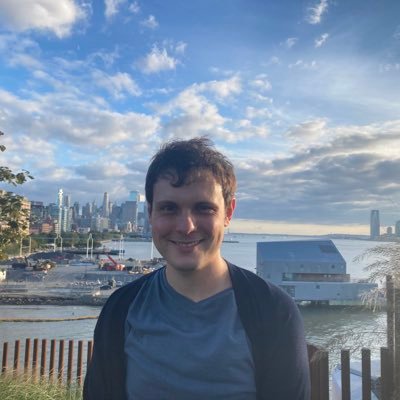 HarryLarson1's profile picture. 