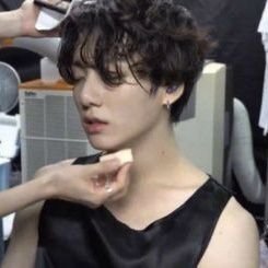 ꒰ ❛🧩 viendo rubí junto al yoonkook y michaeng ¡!~ ◠ ◠