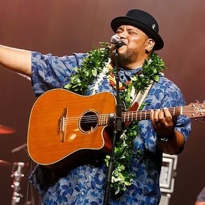 Hawaii born, Samoan Blues musician. My new single, Queen Bee is out now! Stream / Purchase Queen Bee: https://t.co/Yde2qn0R3q